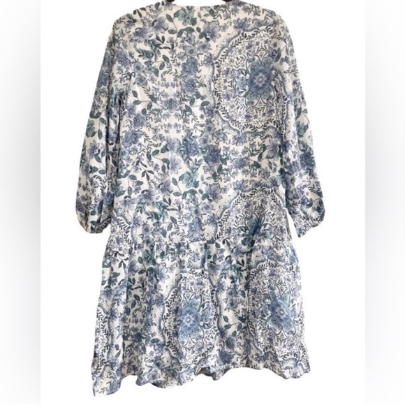 Johnny Was Leilani Mini Dress Linen NWOT
Blue Floral Embroidered Neck Small - Picture 6 of 9